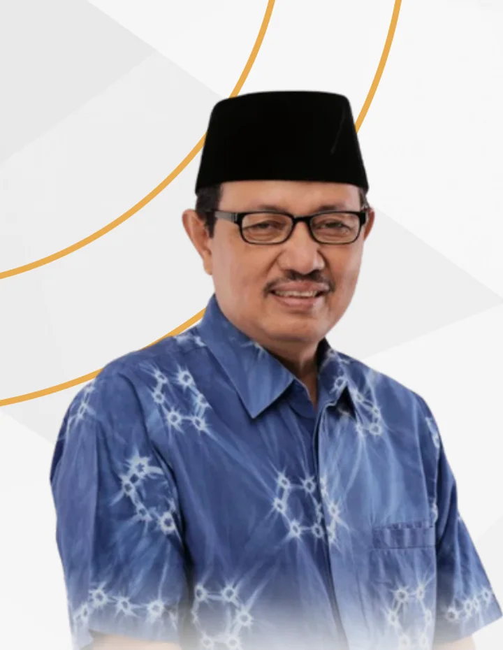 Drs. Heroe Poerwadi, M.A.